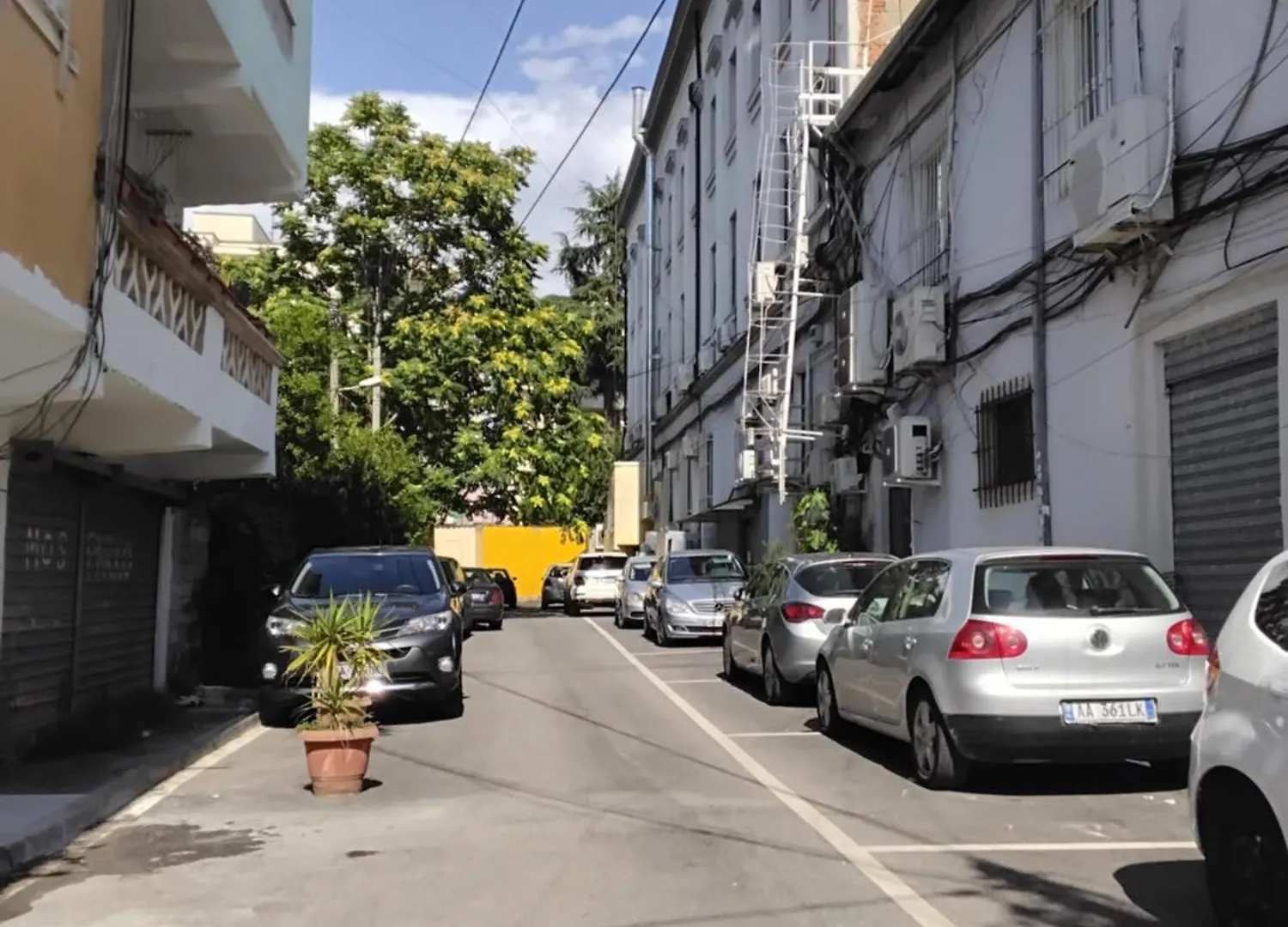 Cozy Centrally Located Room For Two 2, 10 Min Walk From City Center Tirana