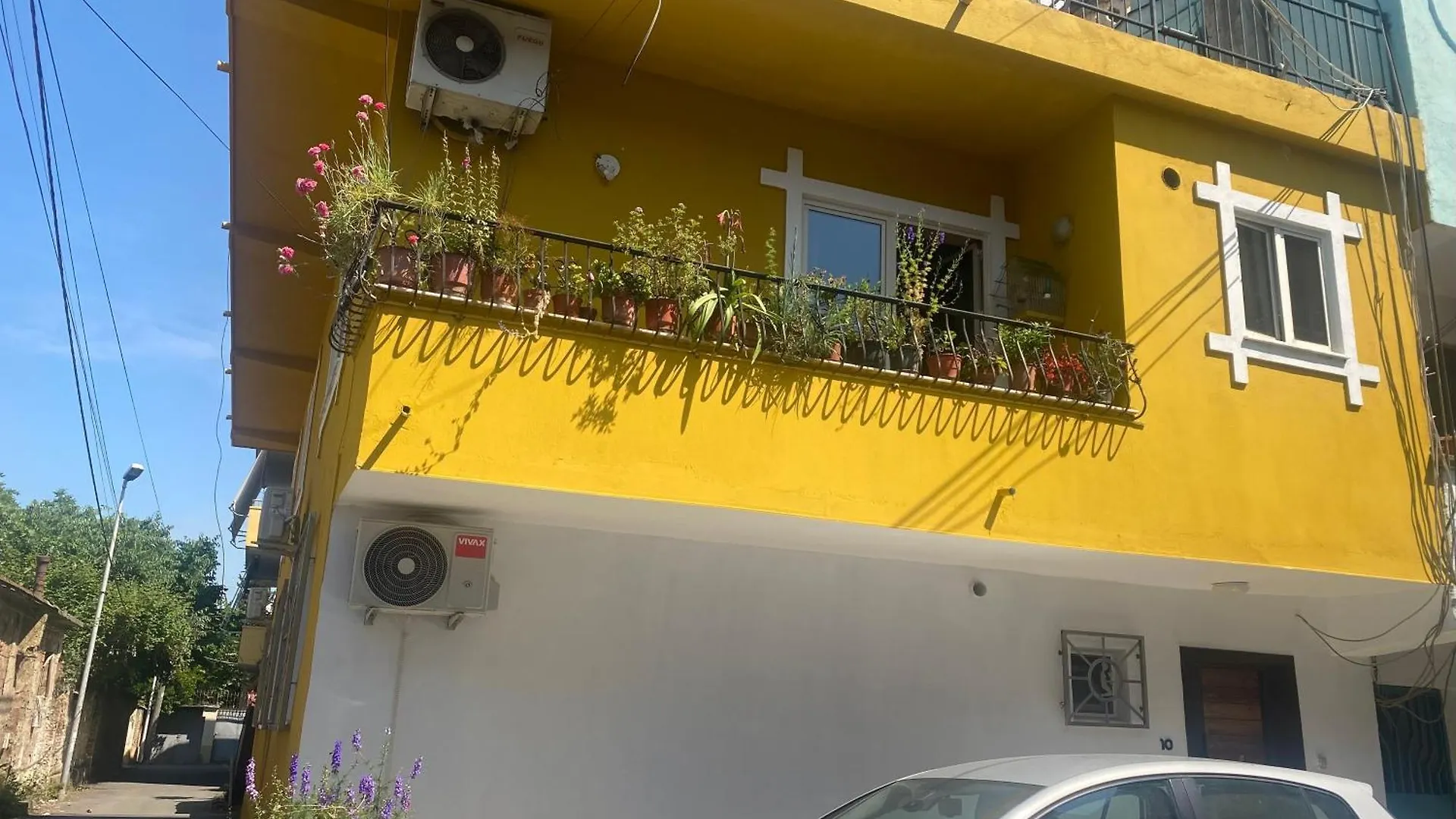 Apartment Cozy Centrally Located Room For Two 2, 10 Min Walk From City Center Tirana
